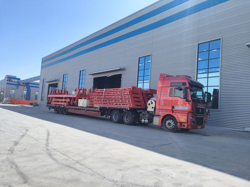 電動葫蘆門式起重機 4臺 MHxh10t—8m    2臺 MHxh5t—8m      2臺 制作完成，出口哈薩克斯坦交付客戶使用